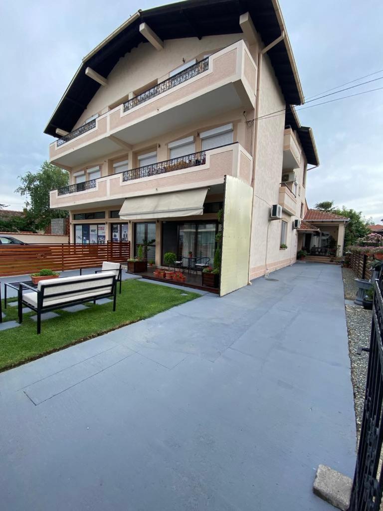 Migato Apartments Gevgelija Exteriér fotografie